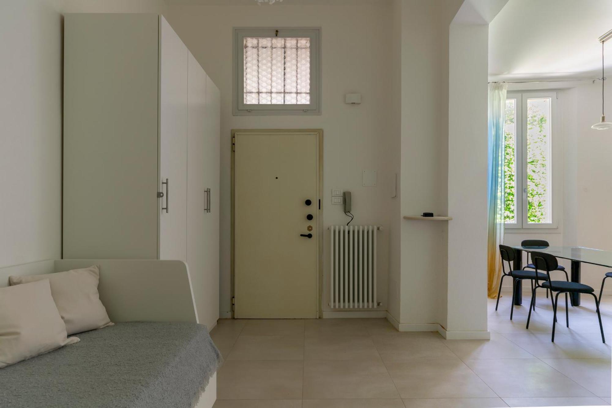 Apartment Amos - 5 Minutes From Piazza Maggiore Болоня Екстериор снимка