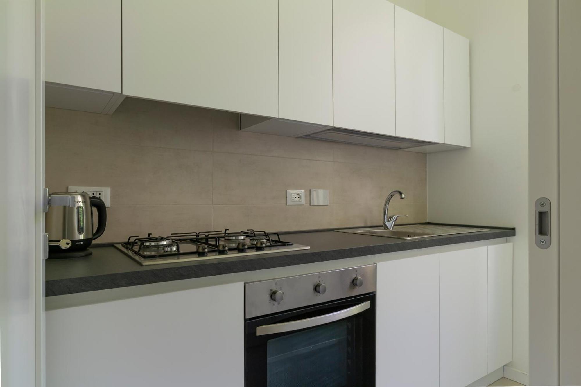 Apartment Amos - 5 Minutes From Piazza Maggiore Болоня Екстериор снимка