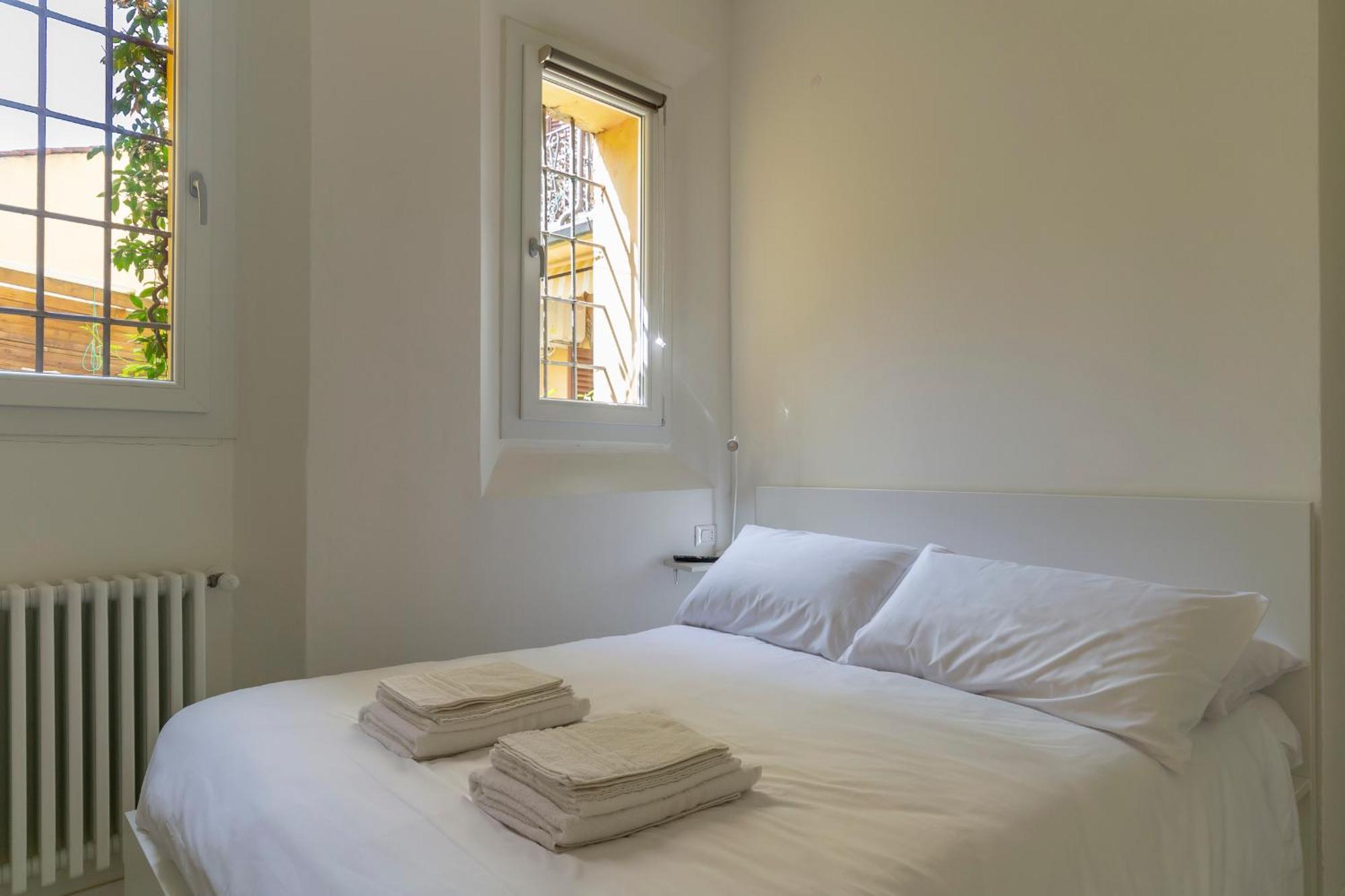Apartment Amos - 5 Minutes From Piazza Maggiore Болоня Екстериор снимка