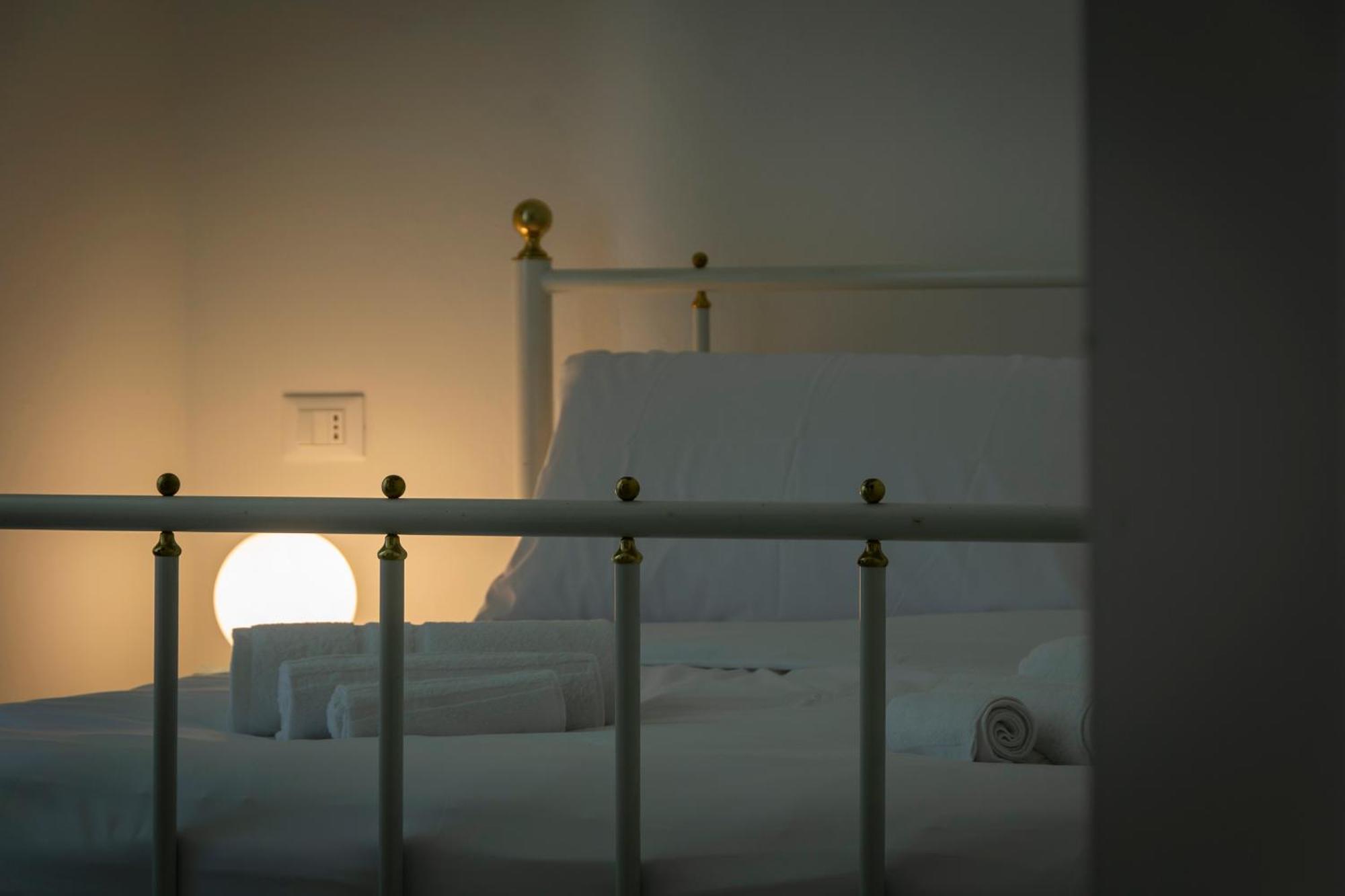 Apartment Amos - 5 Minutes From Piazza Maggiore Болоня Екстериор снимка