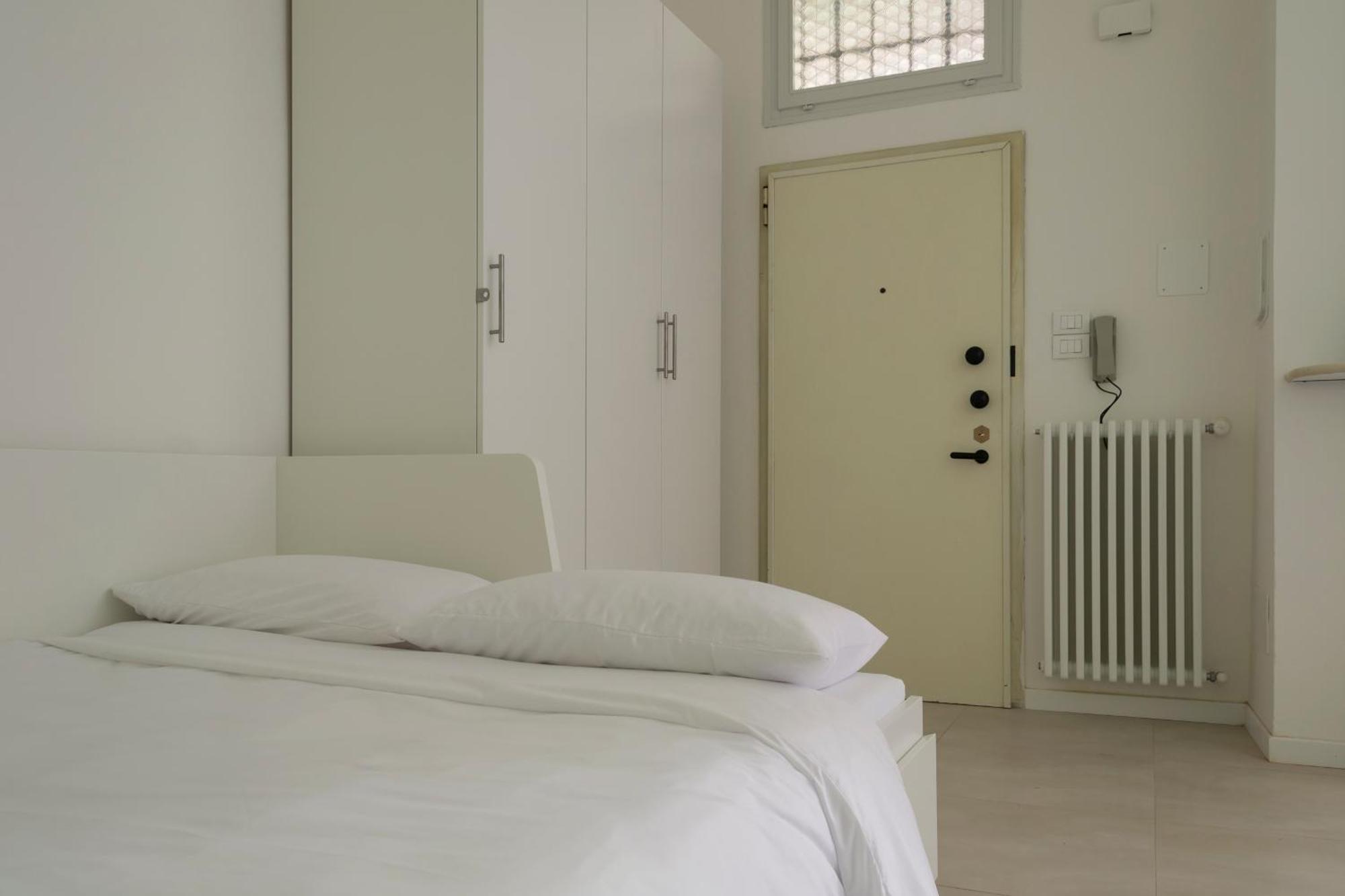 Apartment Amos - 5 Minutes From Piazza Maggiore Болоня Екстериор снимка